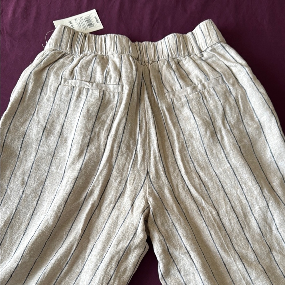 Woman’s linen Tan Pants - Picture 4 of 4